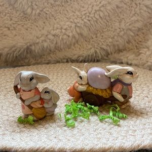 VINTAGE HOBBIEST BUNNIES